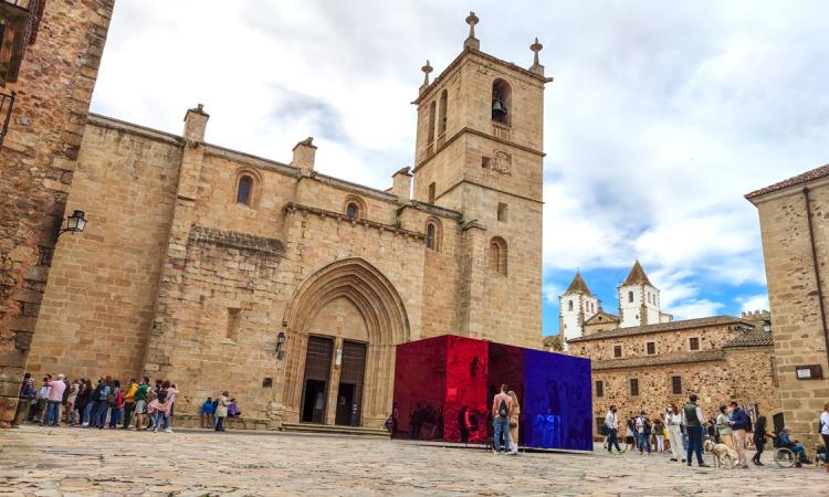 RUTA A PIE POR LA CIUDAD MONUMENTAL DE CÁCERES